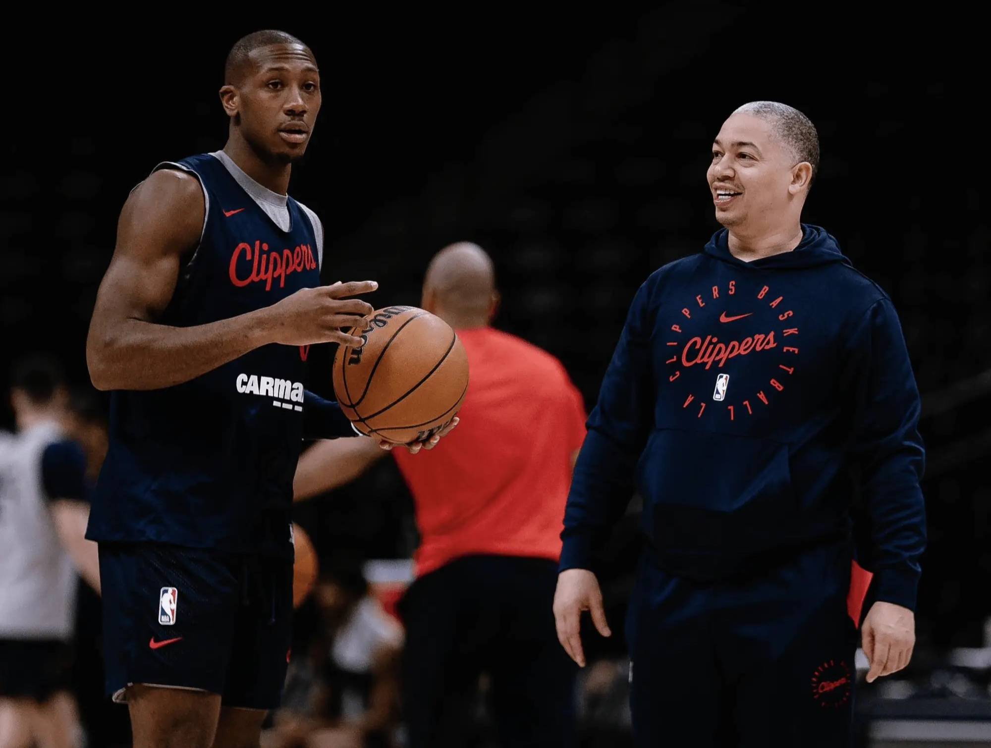 九游体育网页版登录入口-包含快船队将对阵掘金，客场作战挑战实力对决的词条