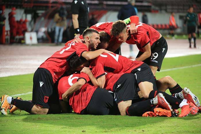 九游体育亚洲官网-关于阿尔巴尼亚队球员们在场上表现不俗的信息