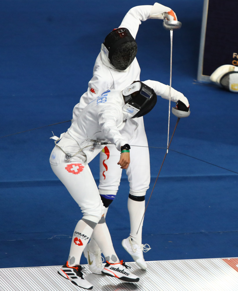 瑞士运动员实现击剑比赛完胜