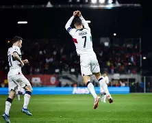 包含列支敦士登队在场上败北,情势堪忧的词条 包含列支敦士登队在场上败北,情势堪忧的词条