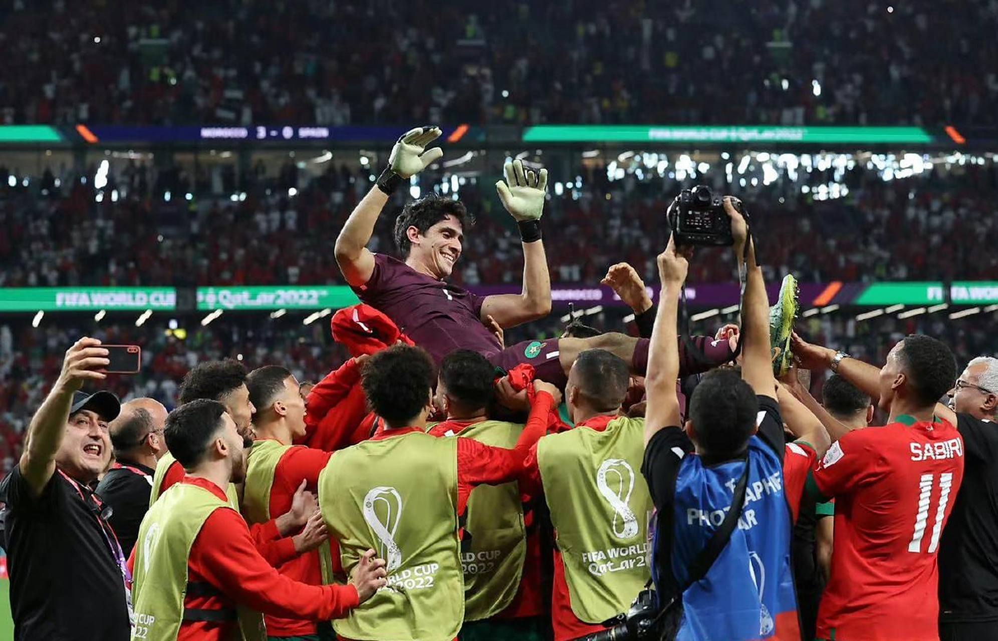 克罗地亚击溃摩洛哥，跻身八强赛