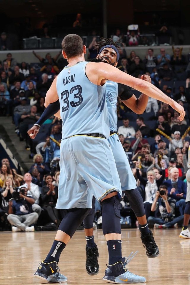 九游体育在线-包含爵士熠熠生辉，领先西部赛季胜率榜单的词条