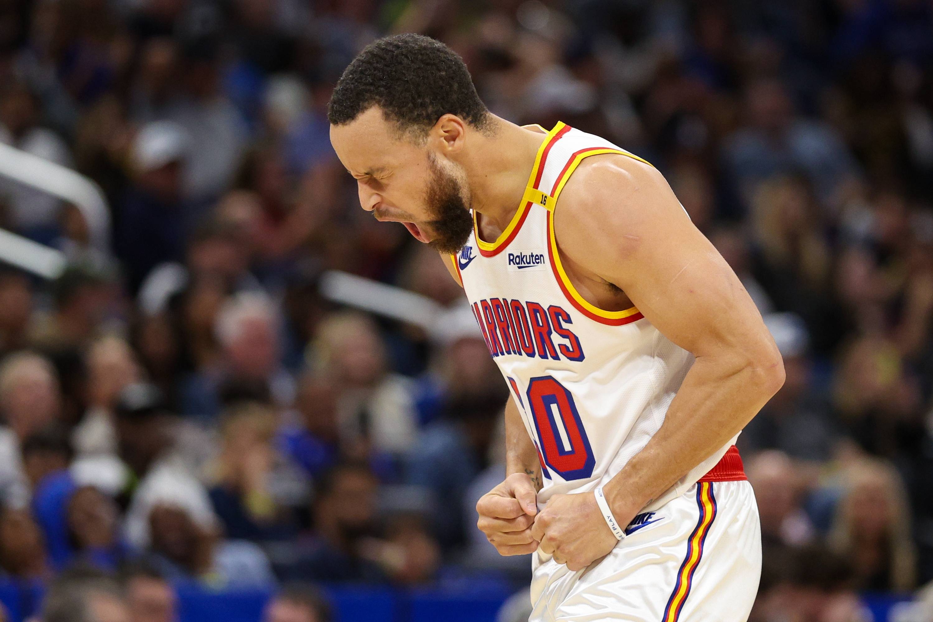 勇士球星库里打破三分大记录