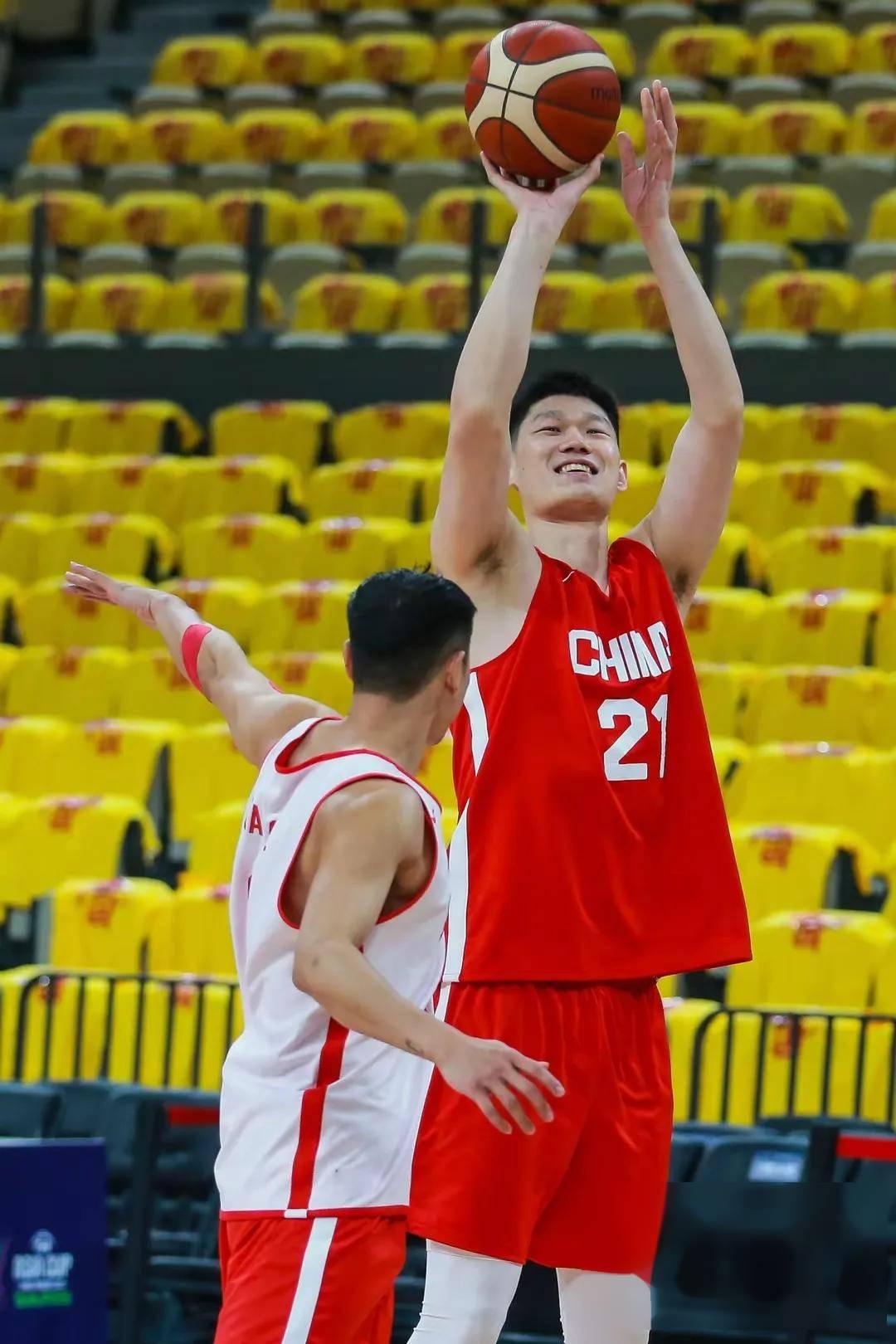 九游体育官网-青岛男篮备战如火如荼，护航胜利的简单介绍