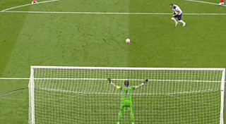 保加利亚主场战平马其顿，欧预赛首轮比赛平局的简单介绍