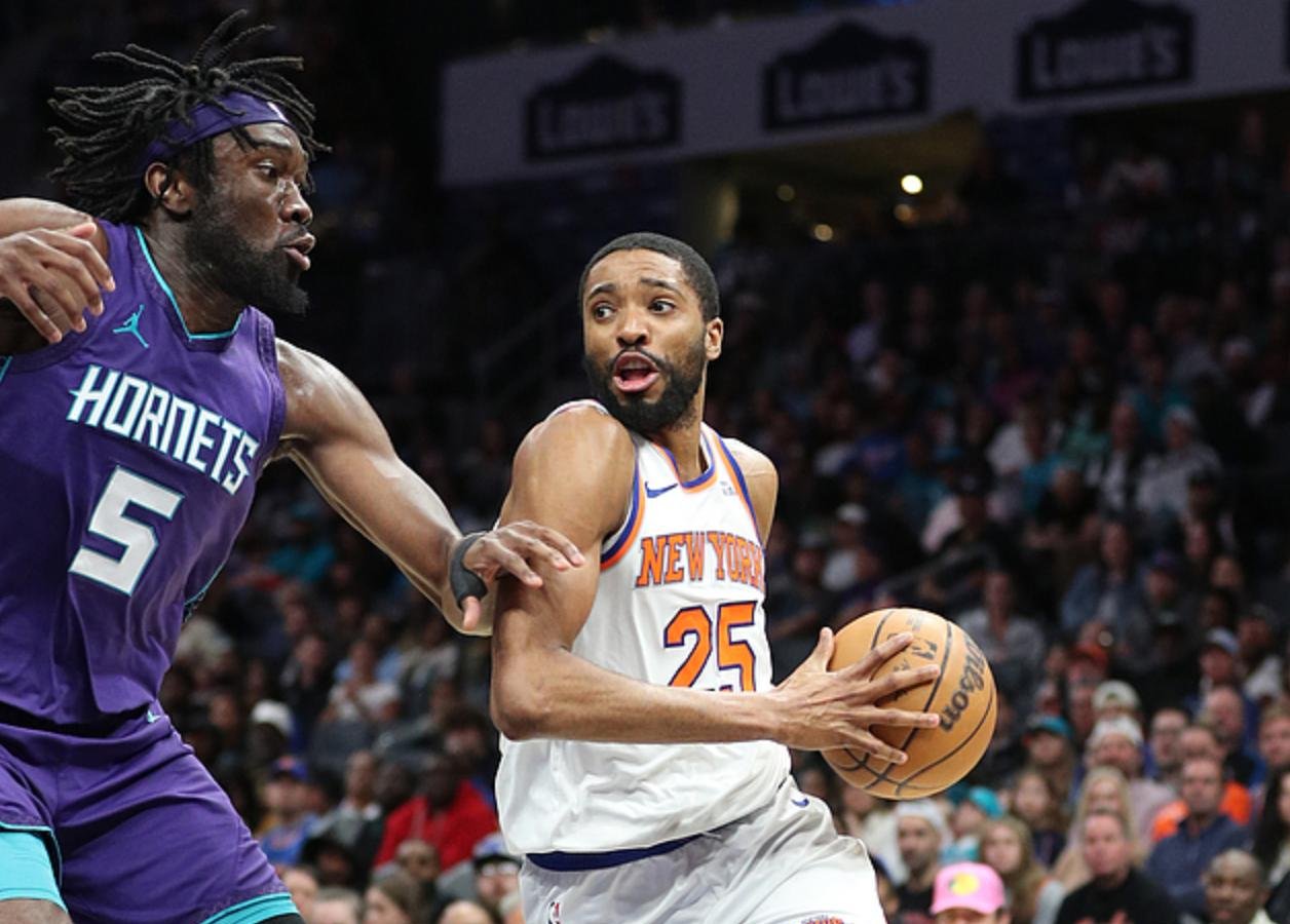 九游体育官方入口-火箭主场不敌黄蜂，陷入低迷