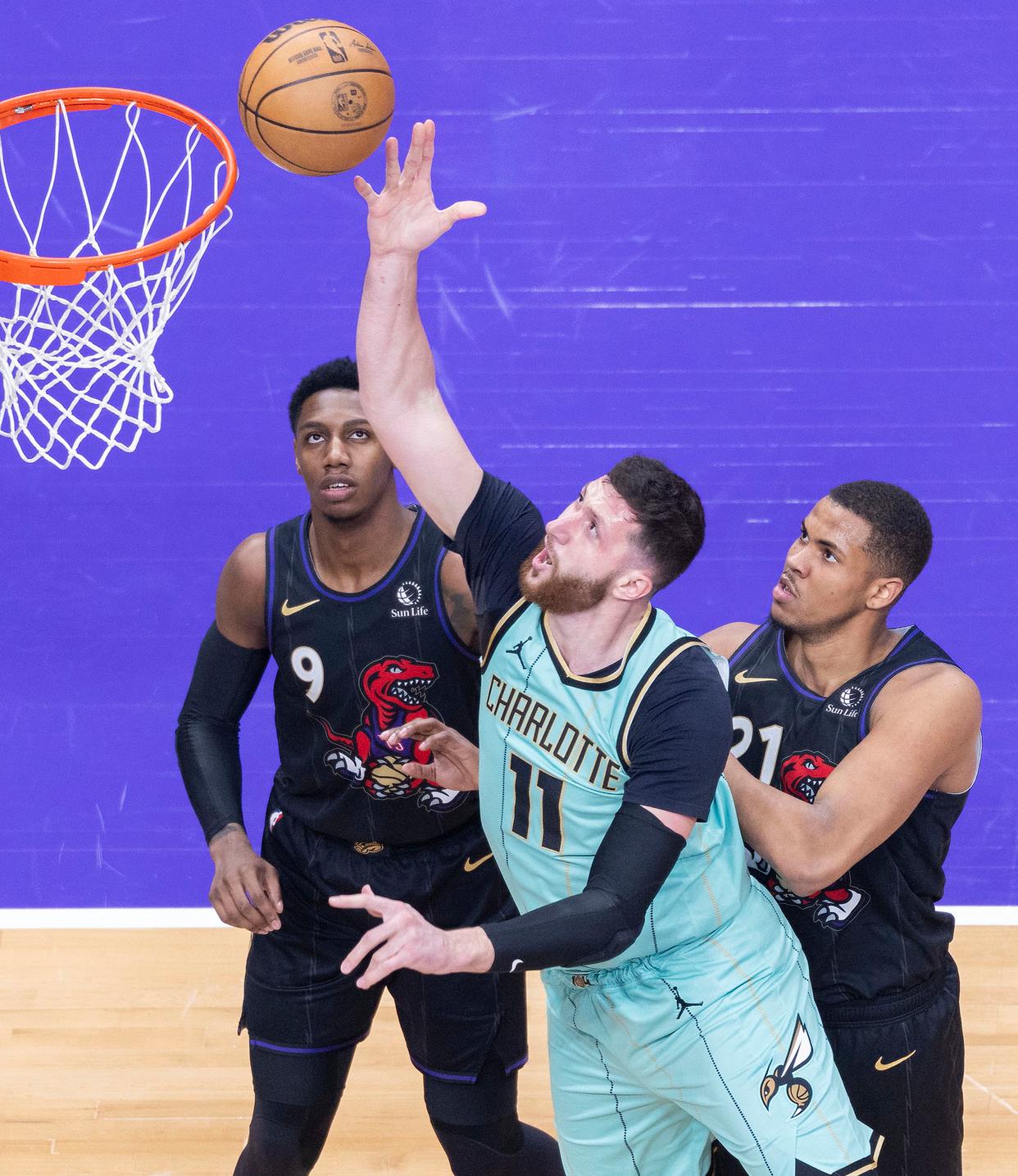 九游体育登录-猛龙凭借猛进攻获胜，成功晋级的简单介绍