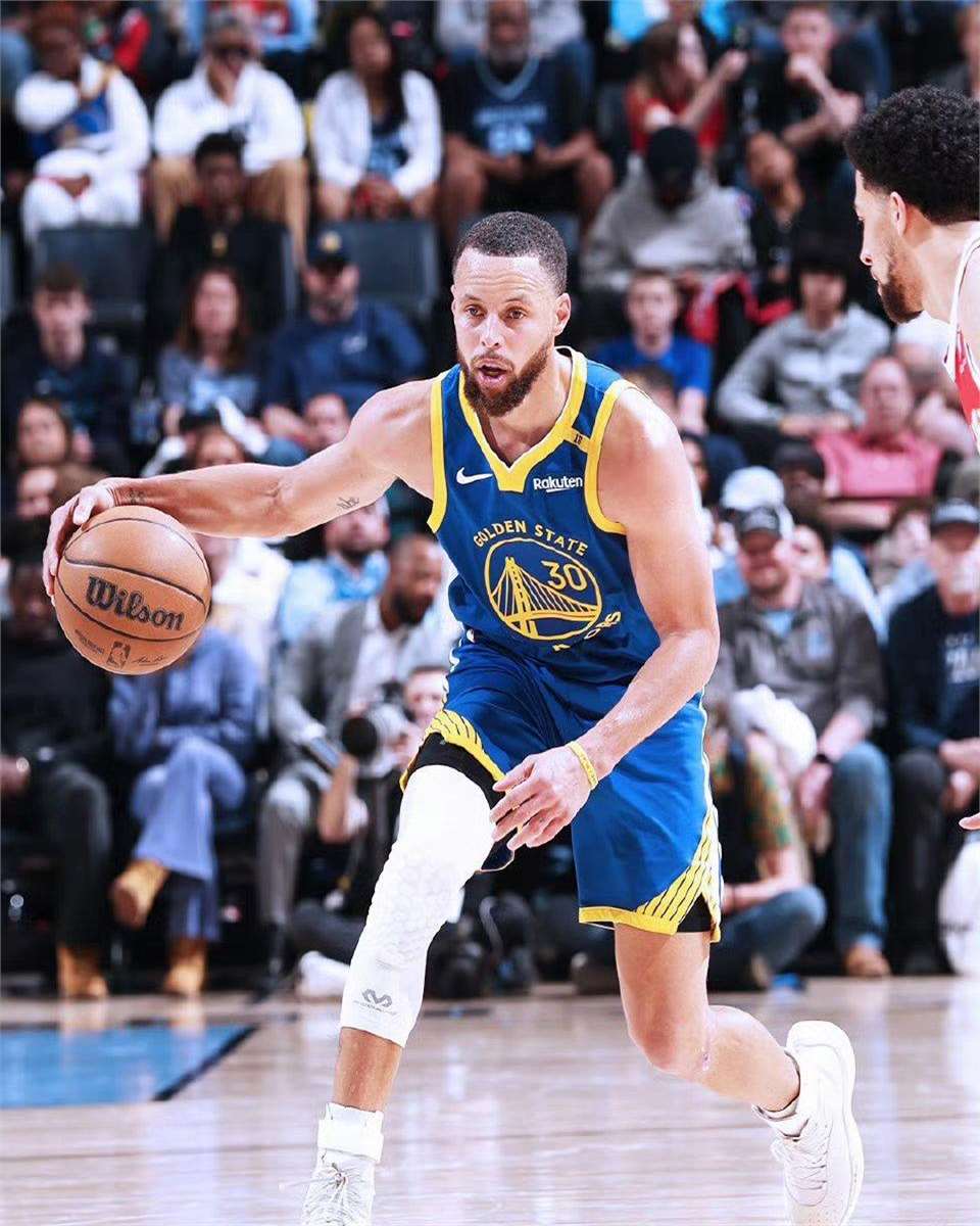 包含勇士击败湖人,成功止颓势的词条 包含勇士击败湖人,成功止颓势的词条