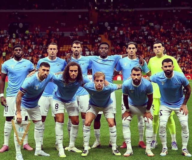 关于拉齐奥主场大胜佛罗伦萨，保持不败纪录的信息